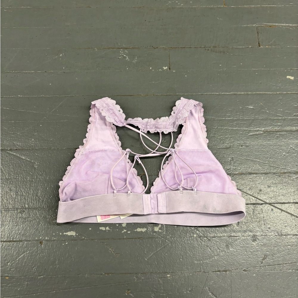 Pink Victoria Secret bra - Picture 8 of 9